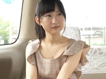 可愛い顔して見られて興奮する変態少女が真っ裸で公開ファックｗ美少女中出し盗撮のエロ動画