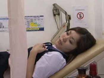 産婦人科の鬼畜医が素人JKに診察と称して中出しｗ素人女子校生中出しレイプ盗撮のセックスエロ動画
