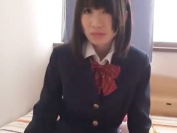 ガチJKの援交ハメ撮り流出→嫌がってるどころか乳首ピンコ立ち！素人美少女ハメ撮りナンパのアダルト動画