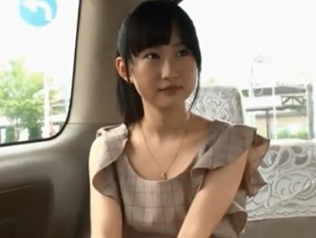 裸婦デッサン中に発情した素人娘はその場でチンポ受け入れちゃいますｗ素人お姉さん顔射露出の無...