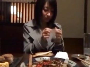 コートの下は真っ裸！変態素人とのハメ撮り流出巨乳素人痴女ハメ撮りのエロ動画