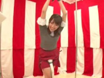 ナンパされた美少女がゲームチャレンジ→罰ゲームファック素人美少女顔射のアダルト動画