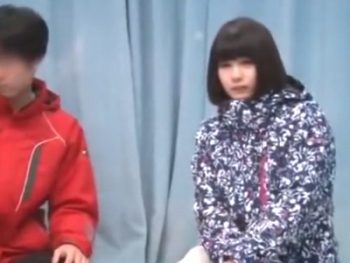 小学校の先生を目指しているJDが同級生と中出しハメ素人美少女中出しナンパのアダルト動画