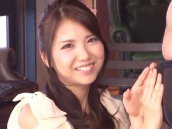 大量の精子を残さず飲み干すごっくんファックｗ女子校生美少女顔射ぶっかけ乱交のエロ動画