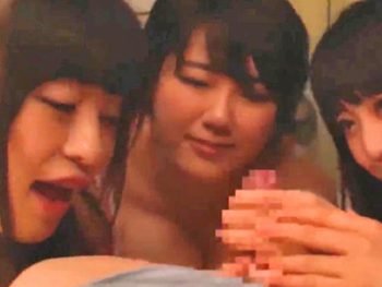 修学旅行先でクラスメイトJK集団に襲われて強制乱交中出し展開ｗ素人女子校生美少女中出し乱交のアダルトエロ動画