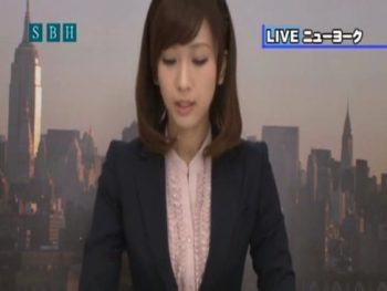 テレビの放送中にもかかわらずハメられまくる変態アナウンサー素人美少女お姉さんOLのアダルト動画