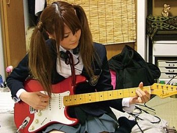 まさかのJカップコスプレイヤー！まだ幼さの残る顔立ちと神乳のギャップ巨乳素人ギャルコスプレのアダルト動画