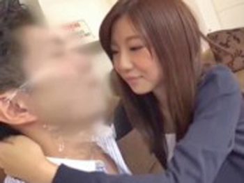 彼氏持ちの素人JDが初めて会った男とゲームしセックス！素人美少女ナンパのアダルト動画