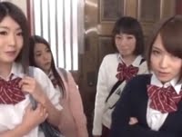 家庭教師が生徒とエッチしたら…衝撃的な展開に！痴女家庭教師フェラ手コキの無料ポルノ動画