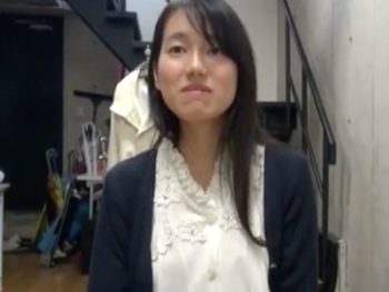 清楚に見えてドスケベな黒髪巨乳素人妻さんをハメ撮り→勝手に中出し巨乳素人人妻中出しハメ撮りの無料エロ動画