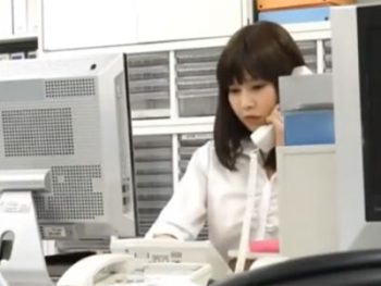 童顔の美少女OLが仕事終わりの激ハメで息も絶え絶えにアクメまくり美少女OLぶっかけのアダルト動画