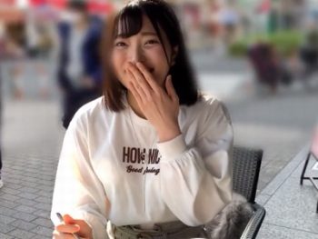 黒髪アイドルか!?笑い方も上品で染まっていない素人娘との個人撮影素人美少女ハメ撮りのアダルト動画