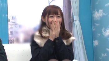 MM号でやさしい笑顔の保育士22才が戸惑いながらもなし崩しSEX巨乳素人お姉さんの無料アダルト動画