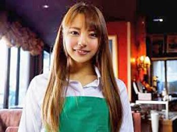 カフェ店員で1番可愛いであろう看板娘とラブラブSEX素人美少女ナンパのアダルトエロ動画