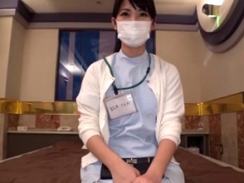 ガチ素人の歯科衛生士さん…見た目とは裏腹にSEX依存症のド変態だったｗ素人美少女看護婦顔射ハメ撮りのAVエロ動画