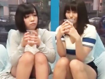 素人娘を酒で釣って激ハメ3Pパコ素人美少女3Pのアダルト動画
