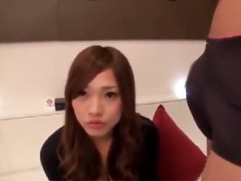 関西弁の19歳JDギャルにセンズリ見せつける→淫乱発揮パコ開始ｗ素人お姉さんギャル顔射ハメ撮りナンパ潮吹きのアダルト動画