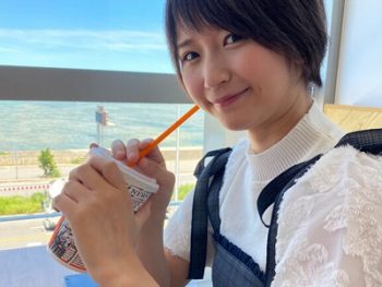 最高かよ！神乳美少女と南の島で中出しラブラブハメ撮り巨乳素人美少女中出しハメ撮り露出のアダ...