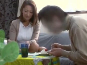 自宅に謝りに来たギャル妻を盗撮レイプする変態オヤジ巨乳ギャル顔射レイプ盗撮吹石れなのアダルト動画