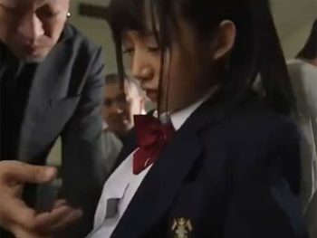 制服姿の美少女JKが鬼畜男達にレイプされ生中出しで屈辱アクメ女子校生美少女中出しレイプのアダルト動画