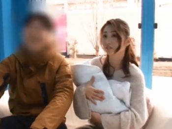 子供が生まれたばかりの美人妻がMM号で夫とは別格のチンポ見せられてNTR中出しプレイ素人人妻中出しのアダルトエロ動画