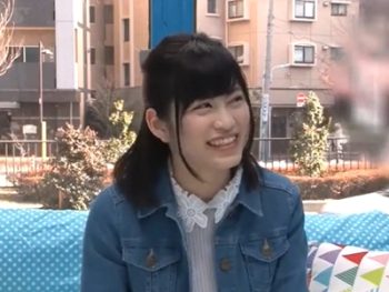 山本彩似のマッチョ好き素人さんが男優チンポで涙目イキ！素人美少女ナンパのエロ動画