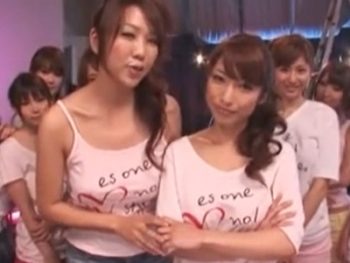 普段は真面目なOL達が淫乱化してチンポを求められ乱交しまくり状態にｗ巨乳美少女お姉さん痴女OLオナニー乱交の無料アダルト動画