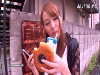 ちんこをぺろぺろ舐め回してじっくり食べ尽くすテクニシャン希崎ジェシカ！お姉さん痴女フェラ手...