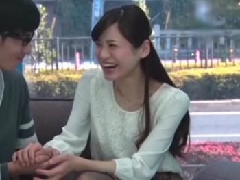 石原さとみ似の美女が優しく解説しながら童貞くんを筆下ろし素人お姉さん童貞の無料セックス動画