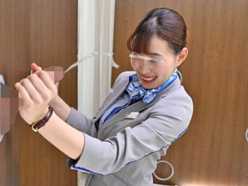 フライト帰りのナンパしたCAさんが壁の生える不思議部屋でストレス発散巨乳素人お姉さんパンストナンパのエロ動画