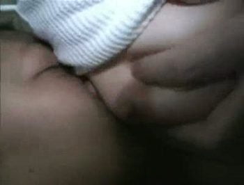 泥酔して居眠りしている娘に中出しレイプ美少女お姉さん中出しレイプの無料エロ動画