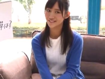 突如現れた全裸男にいきなり挿入される女子大生ｗ素人美少女お姉さんナンパのアダルト動画