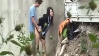 イマドキのJKはホテルに行かずに外でタップリご奉仕プレイ美少女女子校生盗撮のアダルト動画