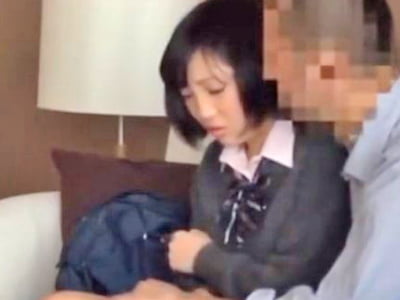 親の借金のカタに中出しパコ奉仕を強制させられちゃうロリJK素人女子校生美少女中出しレイプの無料エロ動画