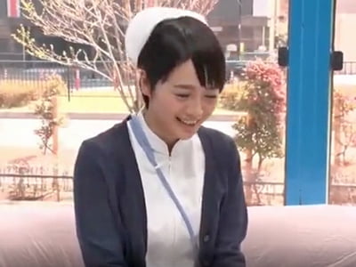 男性の身体的なお悩み相談を聞いて連れてこられたナースがMM号セックス素人看護婦中出しのアダルトエロ動画