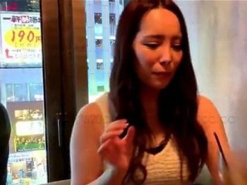 Hカップの美人奥様が登場！英会話カフェでナンパされた爆乳妻が夫を忘れてイキ狂い巨乳素人人妻ハメ撮りナンパのアダルト動画