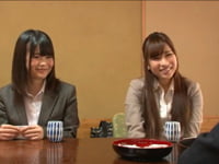 旅館の手違いで同室になった先輩OLたちの浴衣がはだけて3P展開巨乳お姉さんOL3Pの無料アダルト動画