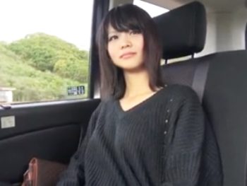 華奢で小顔な美少女JDを北海道乱交旅行でハメ回すｗｗ素人美少女痴女中出しハメ撮り乱交のエッチ動画