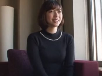 自ら不倫セックスを求めてきたビッチ素人妻と白昼ホテルでファック！素人人妻ハメ撮りのアダルトエロ動画