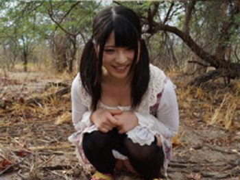 上原亜衣がアフリカ現住人たちと野性的な青姦SEX巨乳美少女上原亜衣の無料ポルノ動画