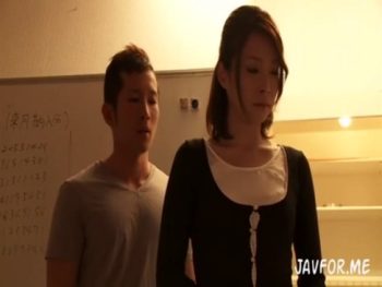 職場で夫以外の男に落ちた巨乳痴女人妻の性欲爆発ｗ巨乳素人痴女人妻のエロ動画