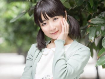 気持ちいいを連呼しながらハンパではない量のお潮をまき散らし悶える美少女美少女パイパン潮吹きのアダルト動画