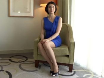 元CAの超美人がまさかのAV出演→極上ボディをハメ倒しフル顔射！素人痴女人妻顔射ハメ撮りのエロ動画