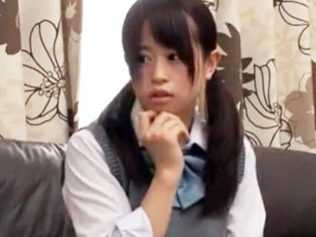 媚薬を飲まされマンコが疼いた巨乳JKが肉棒を求めて中出し懇願ｗ巨乳女子校生美少女パイパン中出しのエロ動画