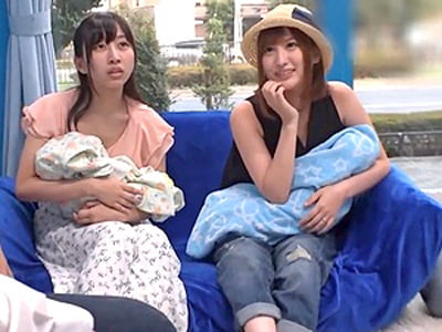 子連れのママ友2人組がマジックミラー号で巨根男優と3Pセックス素人人妻3Pのアダルトエロ動画