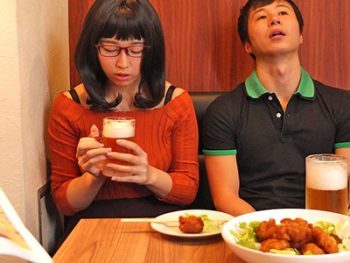 人をダメにする最強の肉感ボディを持つ地味子にハマっていく男巨乳めがね中出し松本菜奈実のアダルトエロ動画