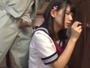 点検を偽る作業服姿の男に中出しレイプされちゃうJK素人女子校生美少女パイパン中出しレイプのアダルト動画