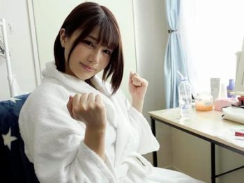 初めての生本番で中出しに絶頂する美少女美少女中出し唯井まひろのAV動画