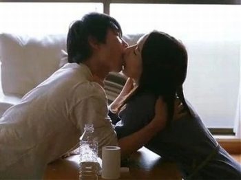 シェアハウスで暮らす男女5人！一つ屋根の下で繰り広げられる愛憎劇美少女お姉さんのアダルト動画