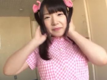 甘えん坊なツインテ美少女を思いのままにガチハメまくり美少女の無料エロ動画